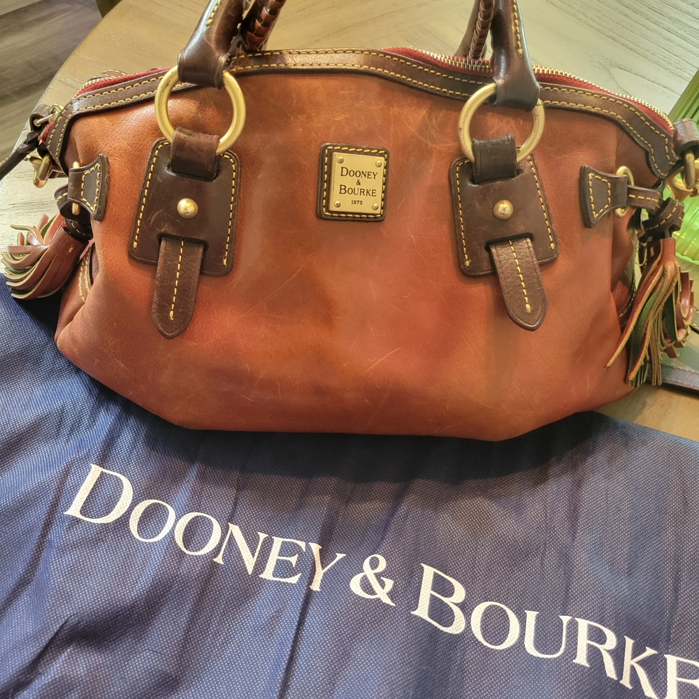 Dooney & Bourke Brown Leather Women's Bag